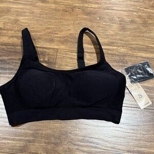Elegant Black Seamless built in padding Bra